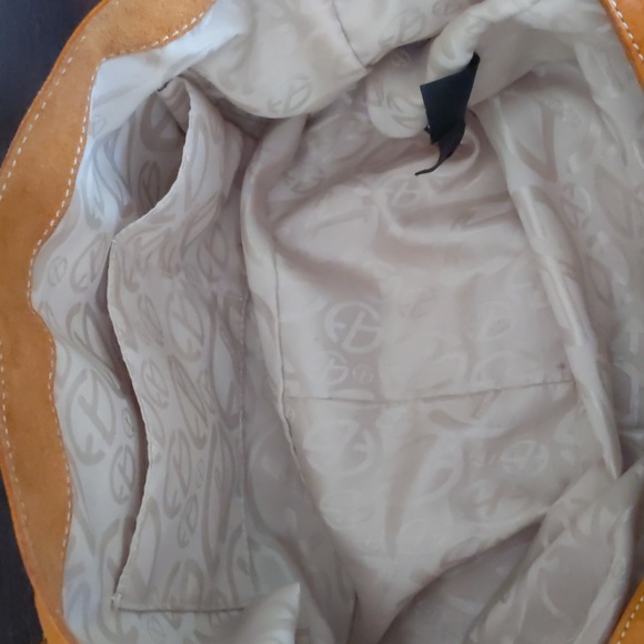 Leather handbag - Picture 11 of 16